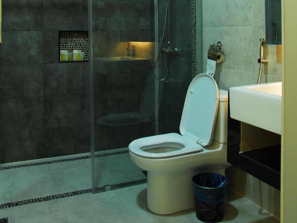 Lf Hotel Tapah Екстериор снимка